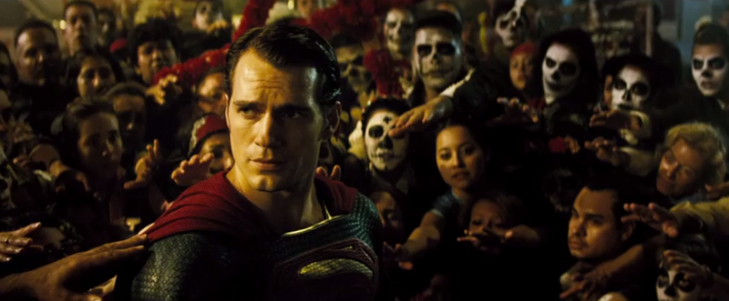 Illustration for article titled Everyone Hates Superman in theĀ Batman v Superman trailer